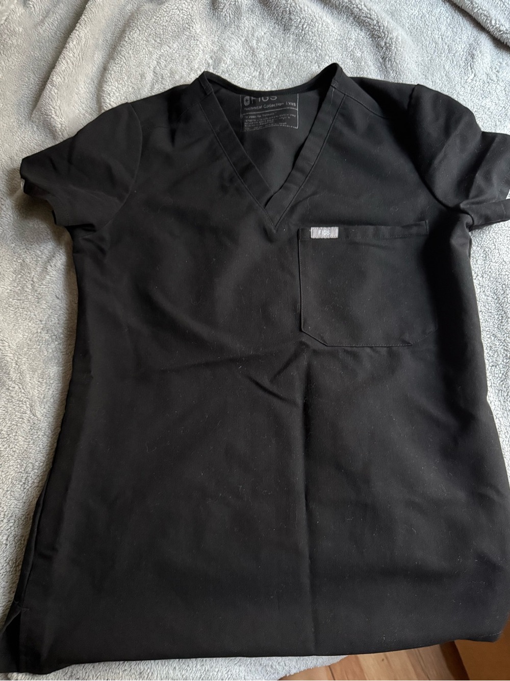 Figs XXS Caterina One Pocket Top